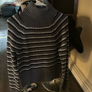 American Eagle fitted Turtleneck Sweater